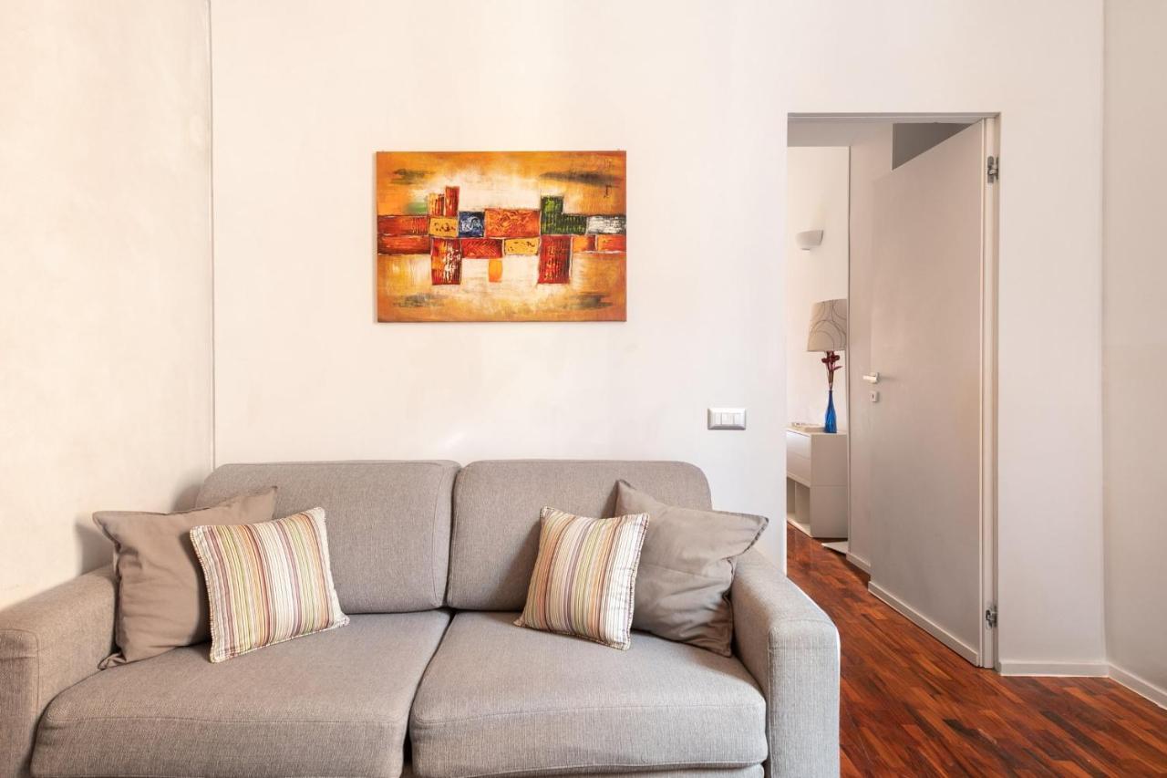 Living Rhome - Condotti Apartment Рим Екстер'єр фото